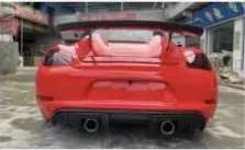 Dry carbon rear spoiler