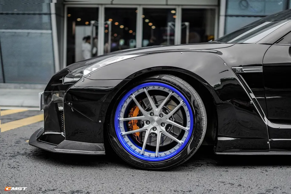 Nissan GT-R R35 CMST Widebody kit (wide arches + LB wing)
