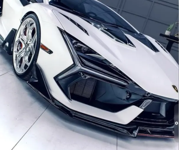 Lamborghini Revuelto Duke-style (DK) Dry Carbon parts